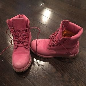 Pink timberland boots!
